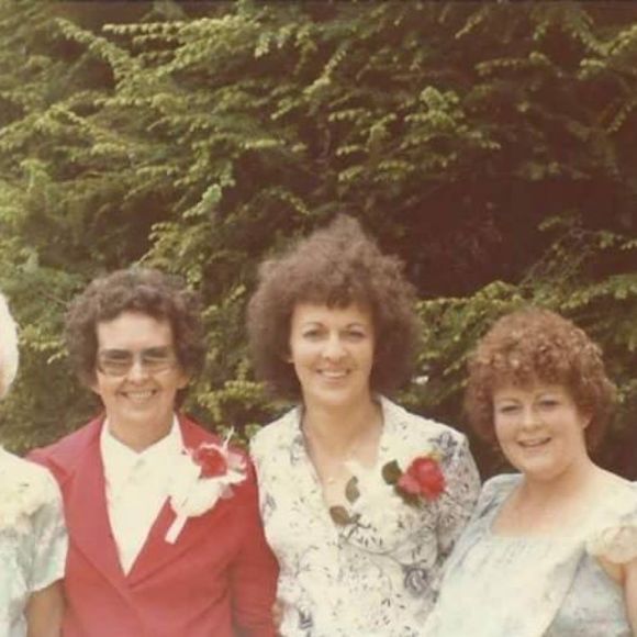 Meet your Posher, Paula - Picture 1 of 1